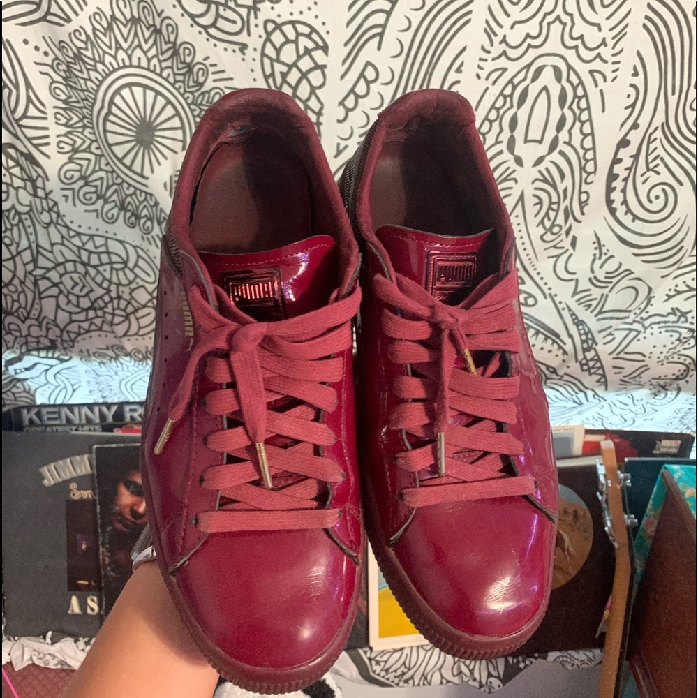 Puma x “Clyde” burgundy wraith sneakers